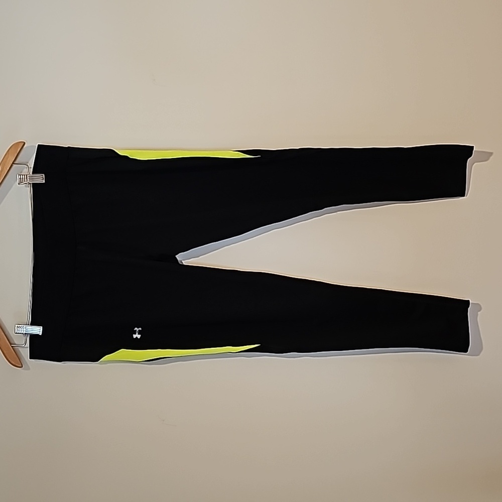 UNDER ARMOUR Compression pants, Size XL, EUC, Black and Neon Green